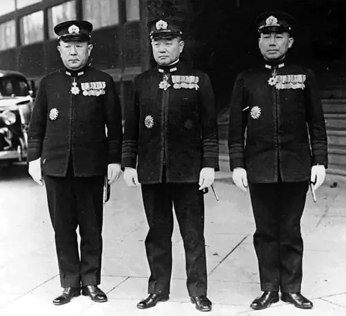 神风特别攻击队太平洋战争中日军最后的疯狂岁月