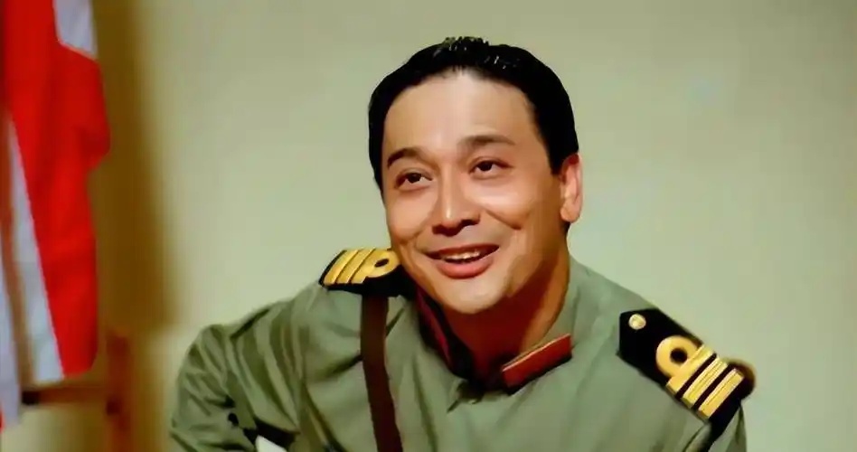 做冷气工人,收账,最后成为"时尚片教父",曹查理的艺术人生_父亲_角色