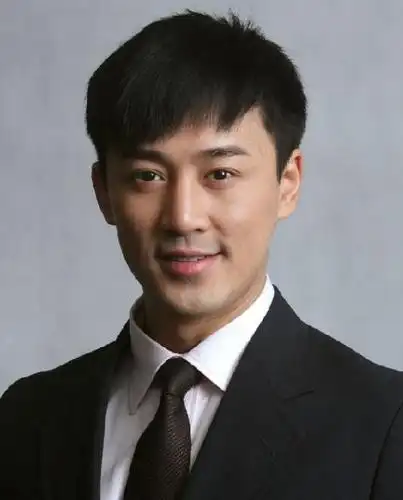 林峰-摘星之旅里面的发型该怎么剪?