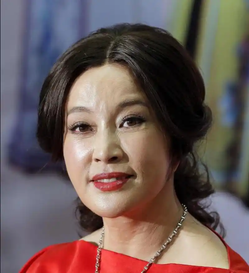 刘晓庆71岁了,还要去电视剧里演少女,她年纪甚至比演她父亲的演员还大