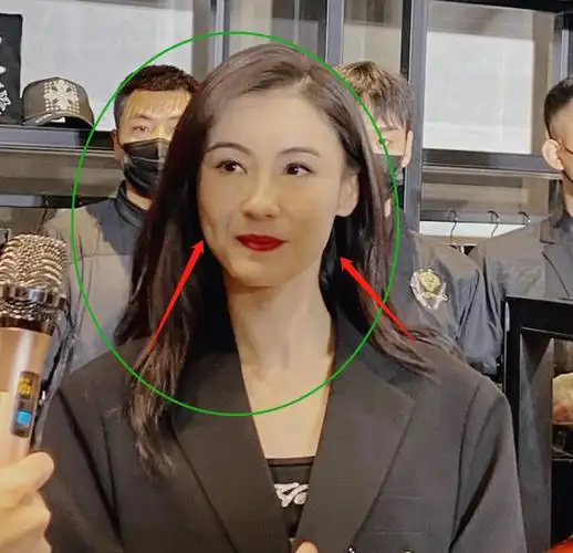 张柏芝现身活动,因41岁状态上热搜,完美诠释天生丽质难自弃