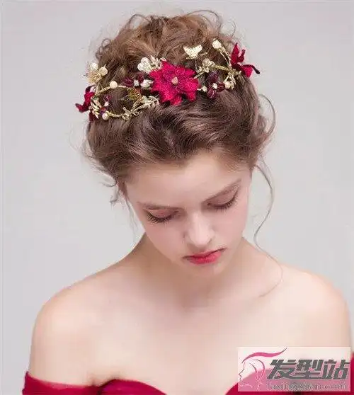 红色新娘结婚造型 端庄古典浪漫优雅_发型站_最新流行发型设计发型