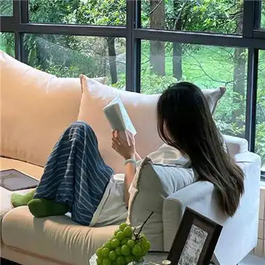 温柔干净高质量的稀有女头 笑容超甜超级治愈的女生头像_女生头像_美