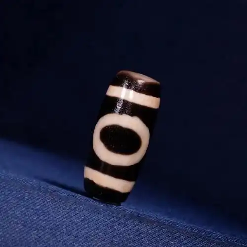 乱真台一高仿坛城三眼天珠