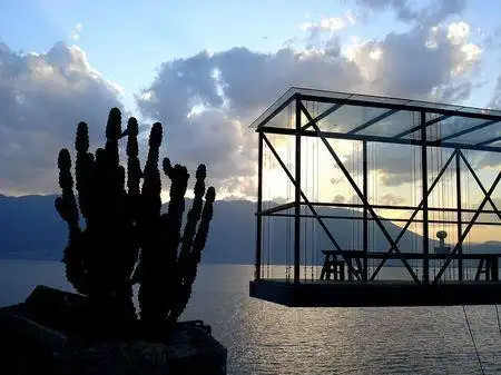 舞神杨丽萍大理洱海豪宅曝光