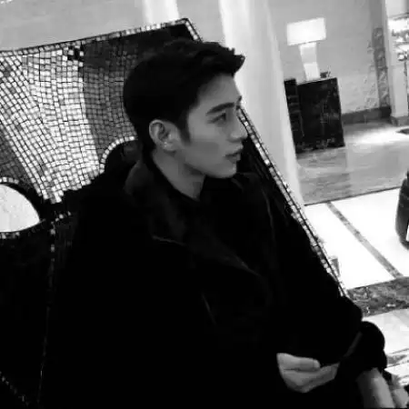 男生头像黑白冷酷帅气真人帅这么魅惑人心