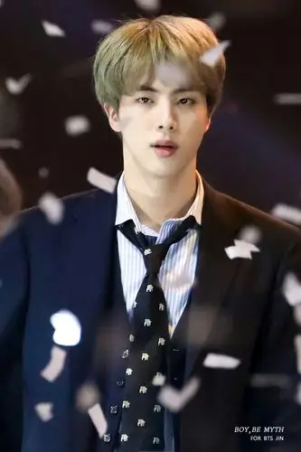 【防弹少年团/金硕珍】d社 爆! 金硕珍恋情!