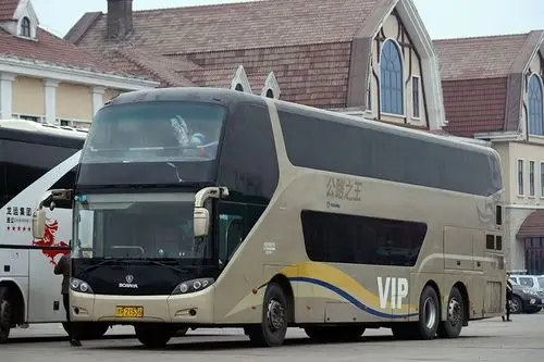 全球唯一的苏金scania a98双层公路客车