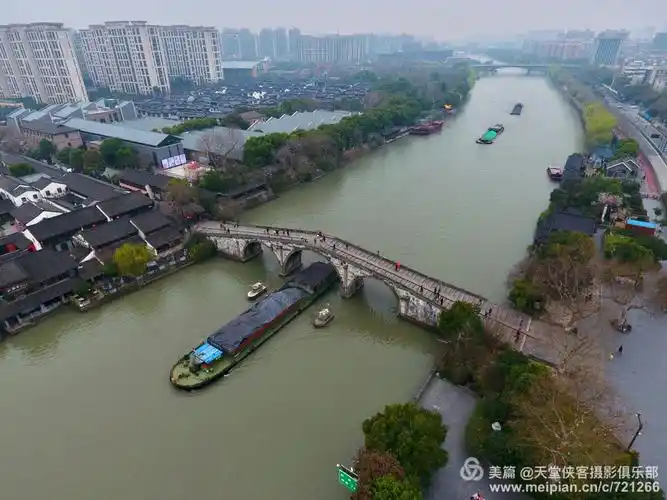 《俯瞰京杭大运河-杭州段》航拍:来顺兴