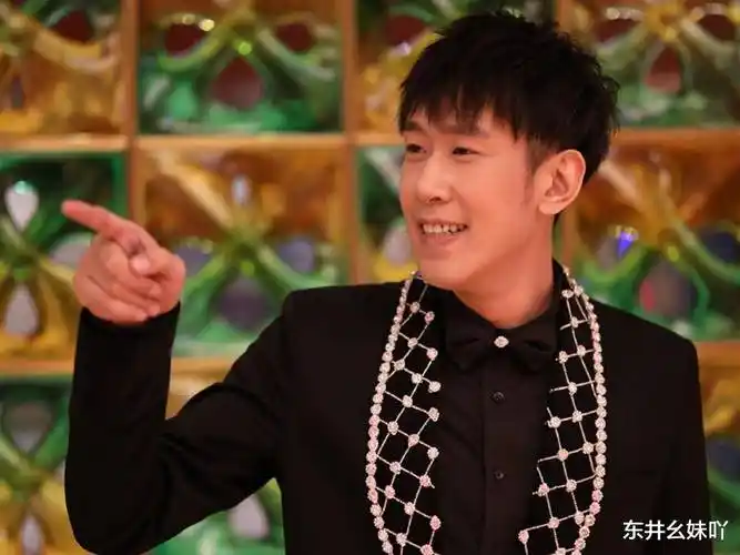 于洋非常幽默,具有鲜明的个人特色和无限的快乐_喜剧_因为_形象