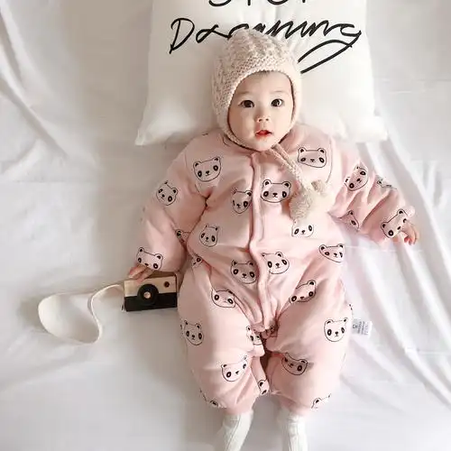 女婴儿连体衣服宝宝4春秋5新生儿2网红满月1春装0岁3个月公主可爱