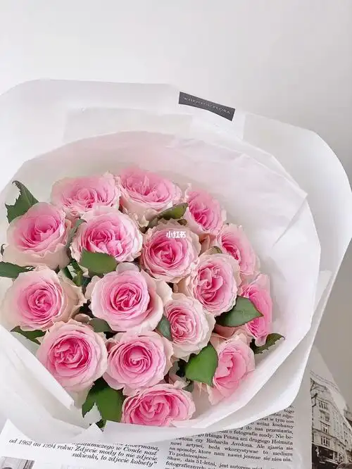 点缀生活的鲜花  #花艺设计  #鲜花花束  #洛神玫瑰  #粉色系花束