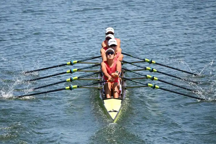 赛艇——中国队赛况