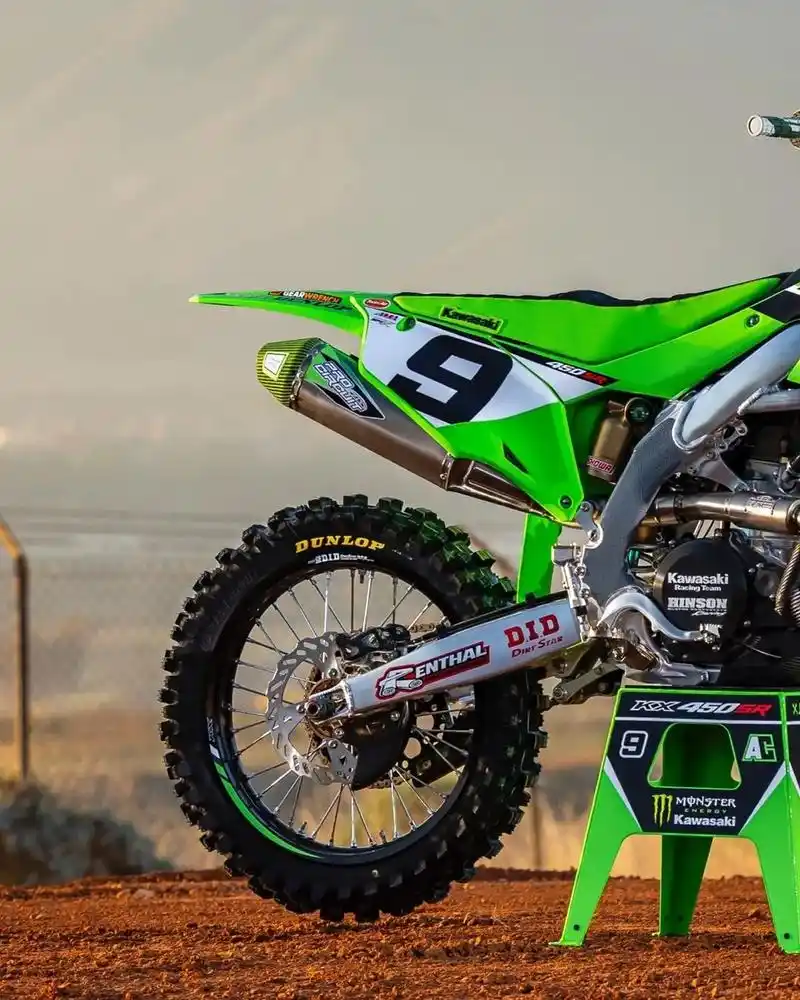 国外合法拍摄 #越野摩托车 #极限运动 #川崎 #kawasaki