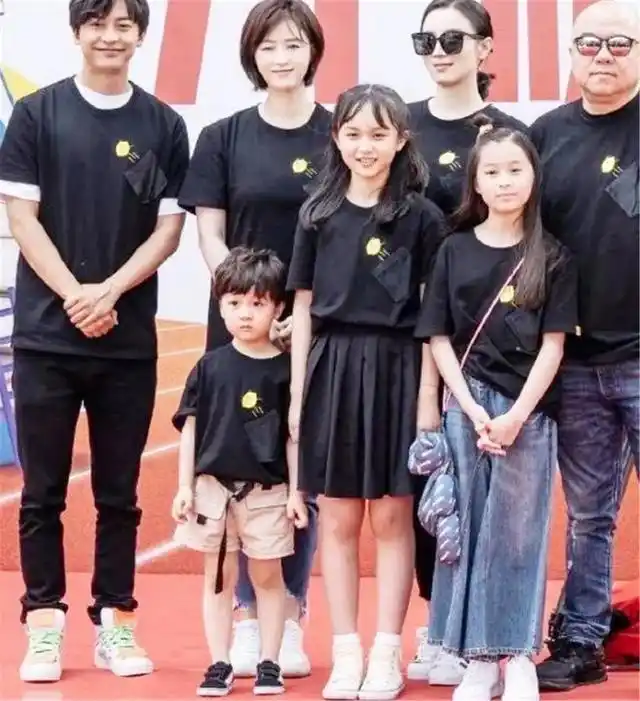 作为一名学生, 她的主要任务还是学习,这点刘楚恬的父母规划得很好