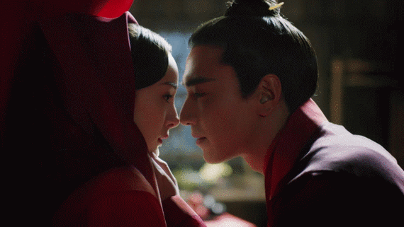 万年女一却不火的景甜最近隐隐有火起来的趋势,她出演的《大唐荣耀》