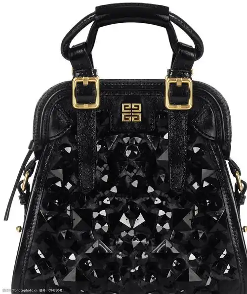 纪梵希女包图片