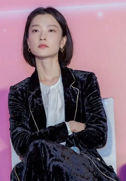 杜鹃秋季西装发布会图片