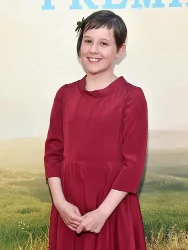 鲁比·巴恩希尔 ruby barnhill的图片