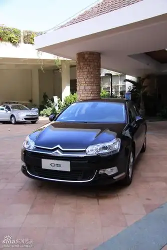 东风雪铁龙c5外观实拍图