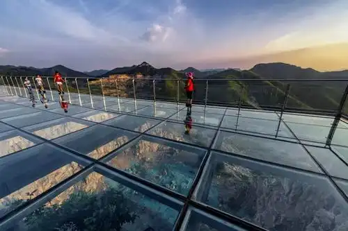 高空玻璃栈道