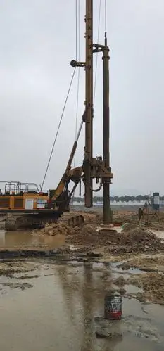 图二:旋挖灌注桩施工