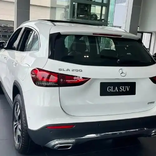 2022款奔驰gla220巨划算的一成首付开大奔