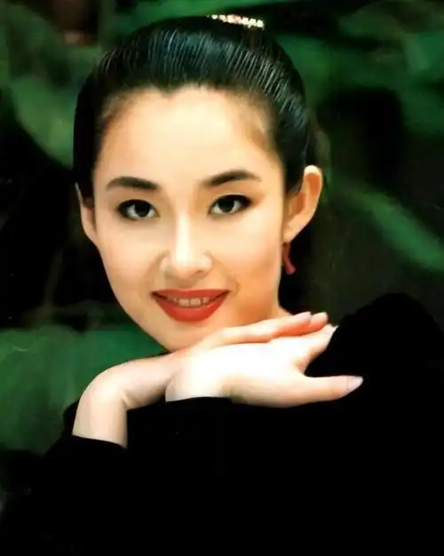 山东出美女!这9位鲁籍女明星,个个端庄大气,美艳动人