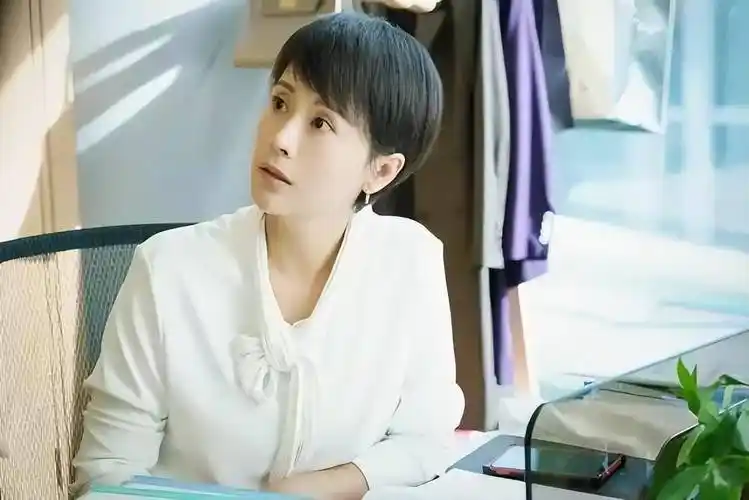 蒋欣的一句话,彻底撕碎刘涛的遮羞布!她可不是什么"贤妻良母"