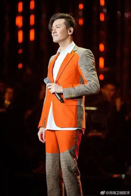 《歌手2》第二期:结石姐再度碾压全场,获二连冠平迪玛希纪录