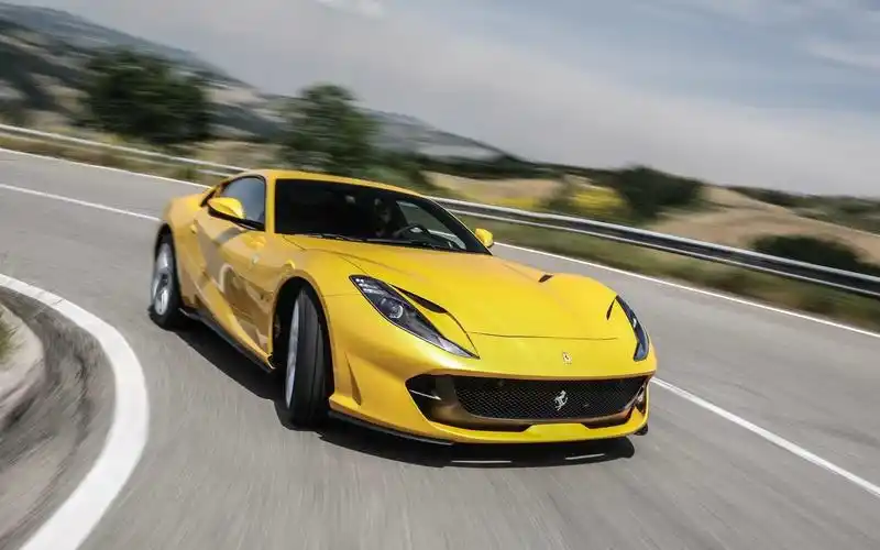跑车,法拉利,法拉利812,汽车,壁纸法拉利812拉风跑车桌面壁纸