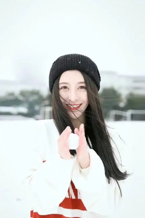 校花日志2019狐友校花朱子琦细腰秀发女神范主持经验丰富