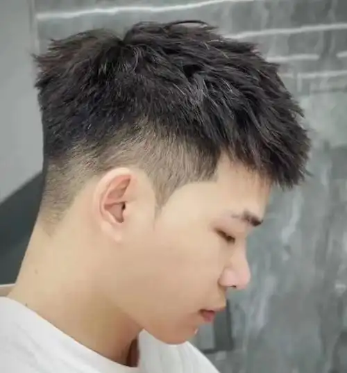 清爽干练两边铲短发 男神必备铲青头推荐