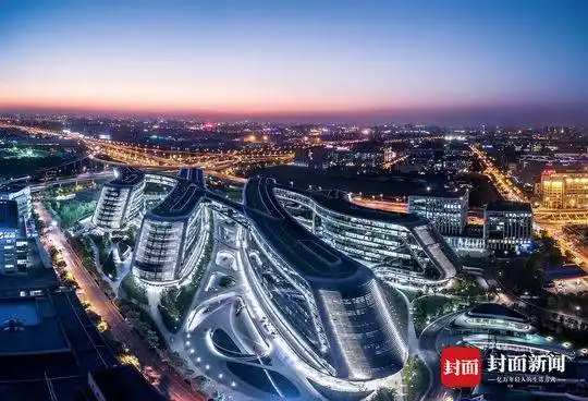 携程新总部大楼soho夜景