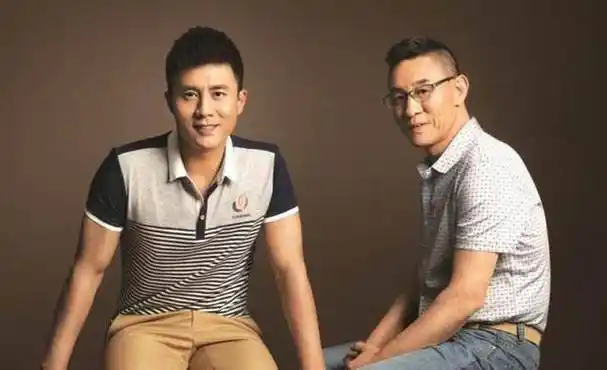 杜淳亲妈58岁,年轻时就是美人,如今比前夫娇妻更会美丽_赵雅芝_母亲