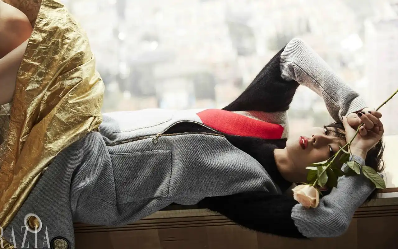 桂纶镁短发时尚炫酷写真图片桌面壁纸高清大图预览1920x1200_港台明星