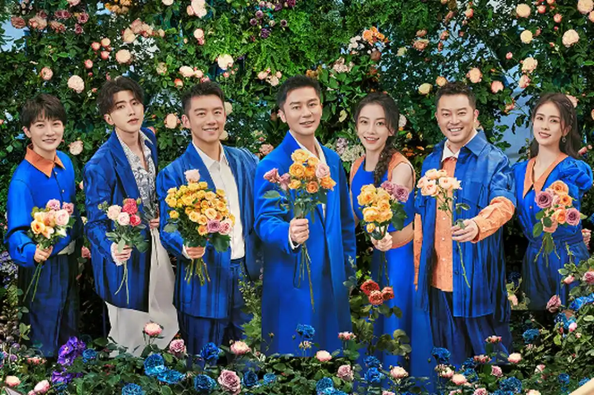 时隔九年初代跑男团合体,邓超郑恺祖蓝王宝强开心聚会!