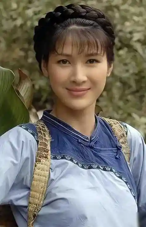 《亮剑》18年后,女主童蕾大变样,早年情断周一围,如今复出还_女性