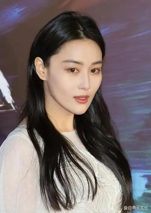 如今才懂得,张馨予为何可以靠"嫁人改命",原来错的一直不是她