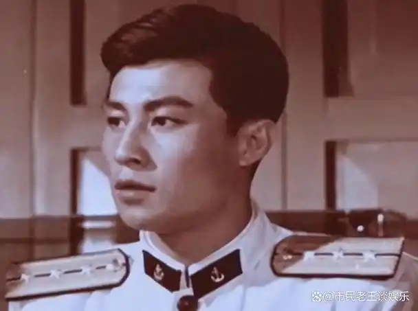 "50年代小生"王心刚:巅峰时期为病妻隐退,儿女已经是亿万富翁