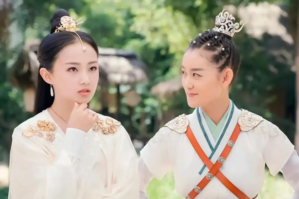 哪吒真的把有的温柔都给了小龙女#哪吒降妖记 #藕龙cp  - 抖音