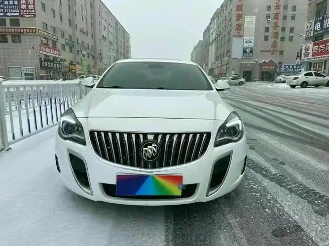 14年6月别克君威gs,本地二手车,新车指导价29.99万,2.