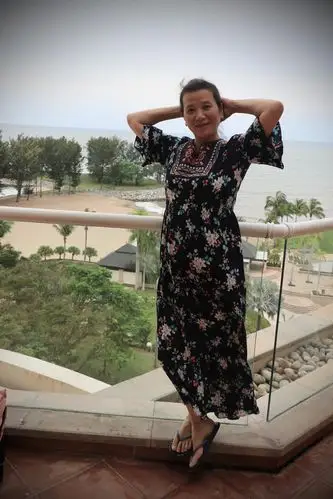 密宝美女文莱留靓