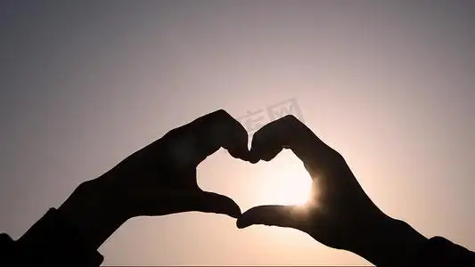 比心手势摄影图片-比心手势摄影作品-千库网