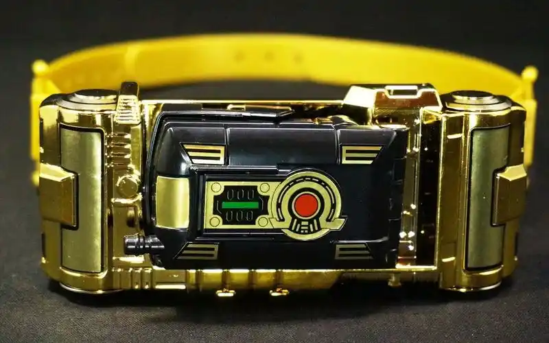 【转载k2eizo】假面骑士地帝剧场限定版变身腰带测评_哔哩哔哩_bili