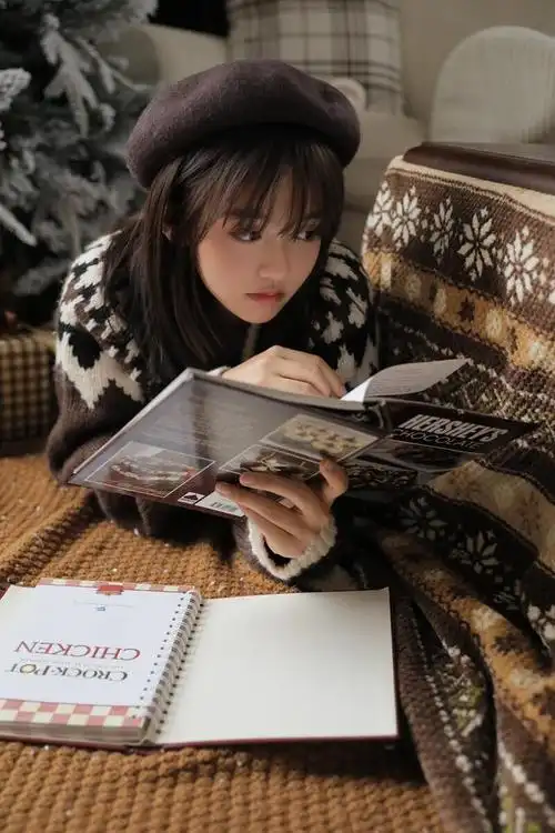 这样的文静又漂亮的女孩就是我们说的乖乖女吧清纯又耐看