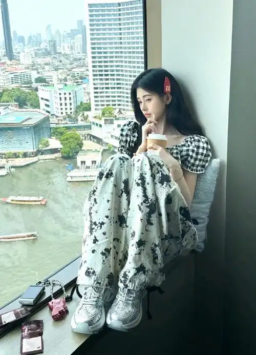 鞠婧祎私服休闲穿搭 又一身穿搭模板9615