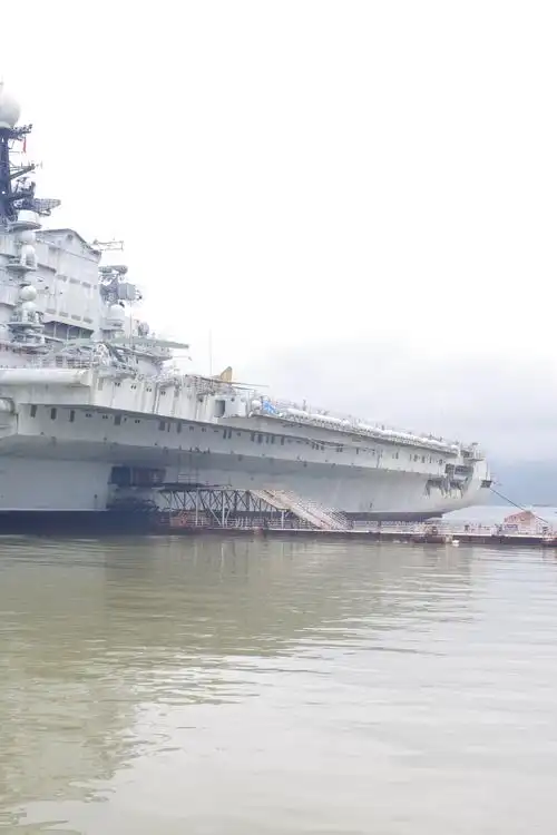 来做全景图吧,附原图,试试看-明斯克航母