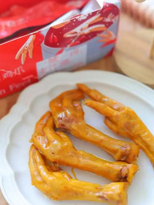 个头敲大肉感十足的盐卤鸡爪给我来一打