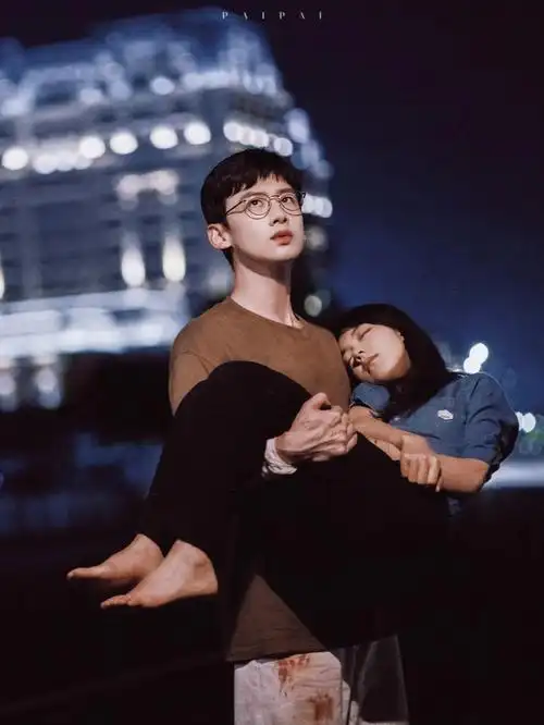 白敬亭唯一承认的女友(达瓦卓玛)